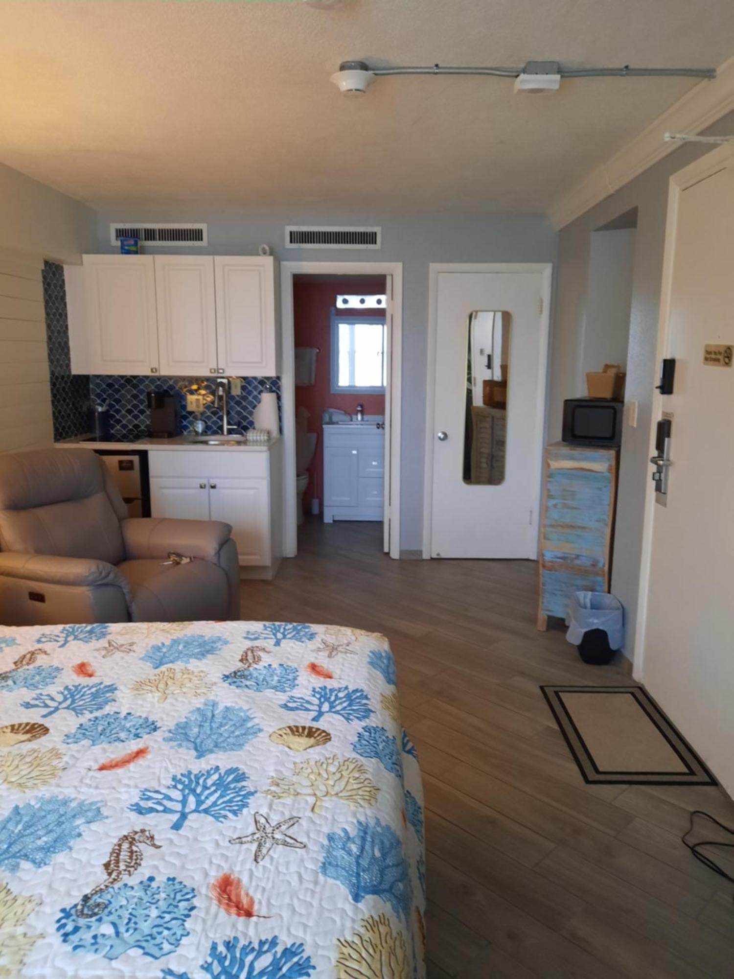 Daytona Beach Hawaiian Inn Daytona Beach Shores Buitenkant foto